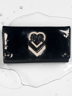 Metal Mulisha Black Patent Wallet with White Heart Chevron